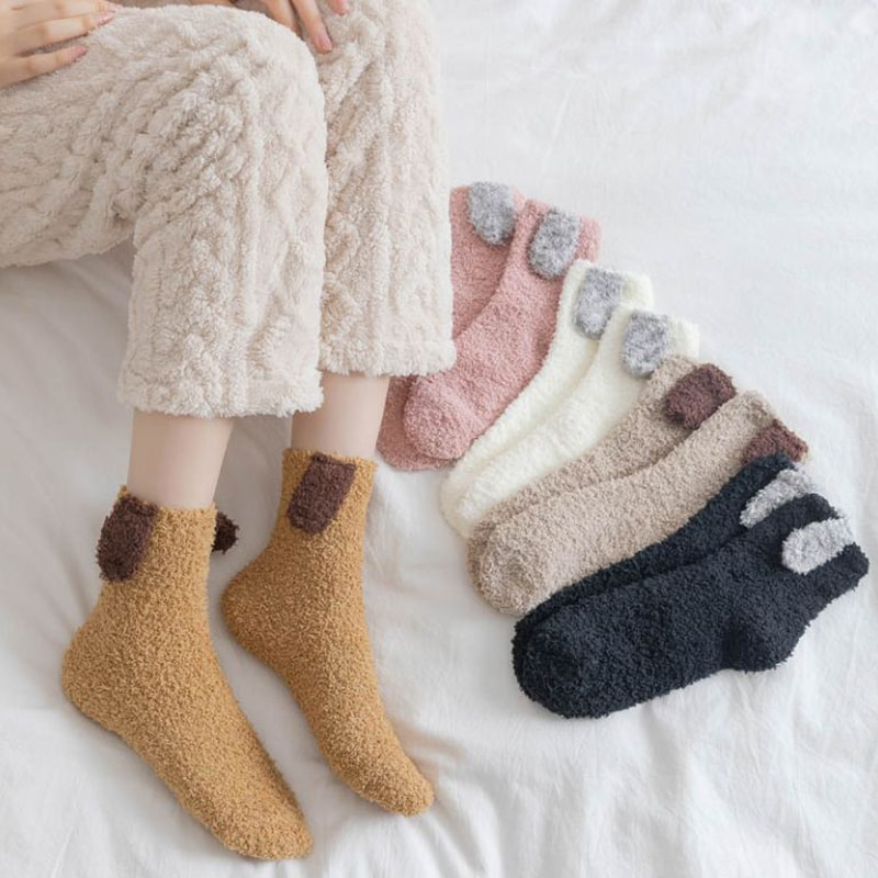 أذنين أرنب ثلاثي الأبعاد ياباني جوارب مخملية مرجان للمنزل نصف مخملية الجوارب