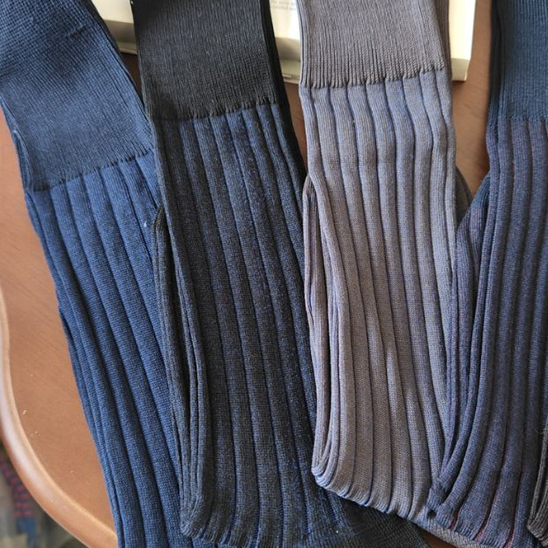 جوارب كرة قدم مزدوجة الإبرة جوارب كرة قدم مزدوجة الإبرة