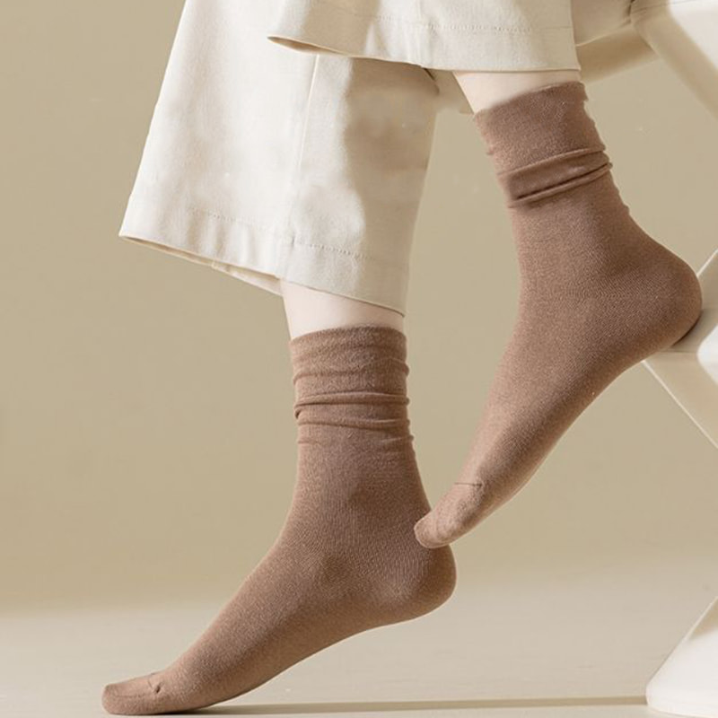 ألوان صلبة الخريف/الشتاء الرجعية الجوارب الجوارب البيضاء