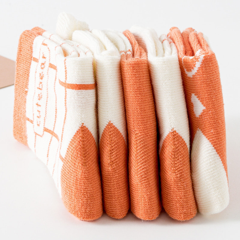 جوارب الفتاة كرتون أرنب برتقالي متوسط الجوارب للأطفال جوارب الفتاة كرتون أرنب برتقالي متوسط الجوارب للأطفال